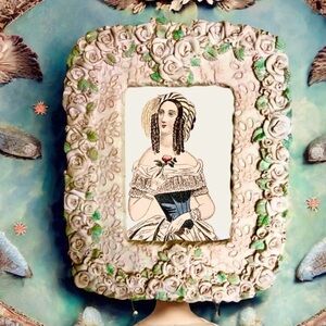 Photo frame beautiful Victorian lace creamy rose color